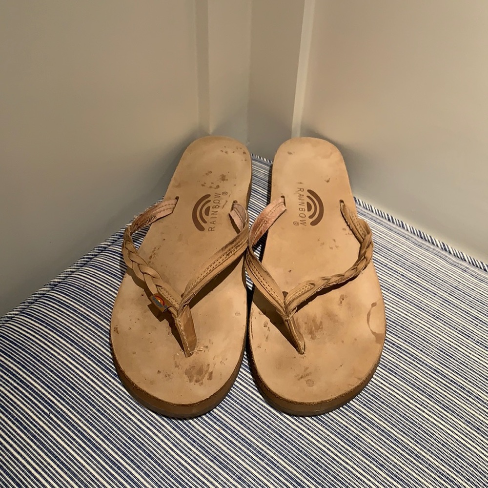 Women’s Rainbow Sandals (tan) Size 8 braided strap